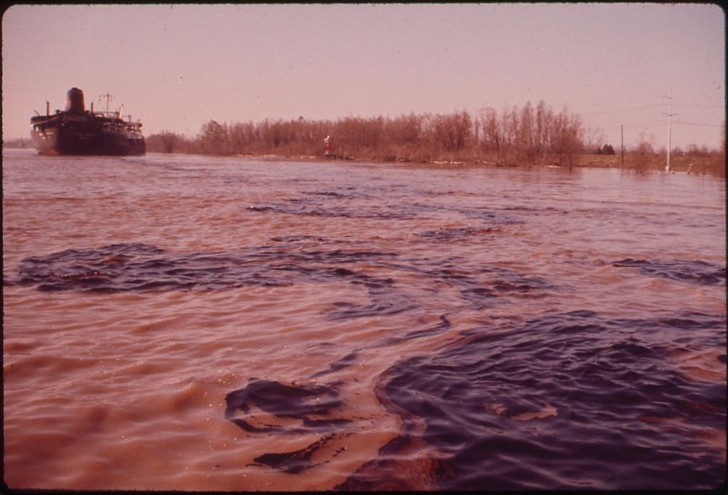 Mississippi River oil spill