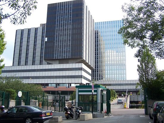 A picture of the outside of Bichat-Claude Bernard Hospital in Paris.