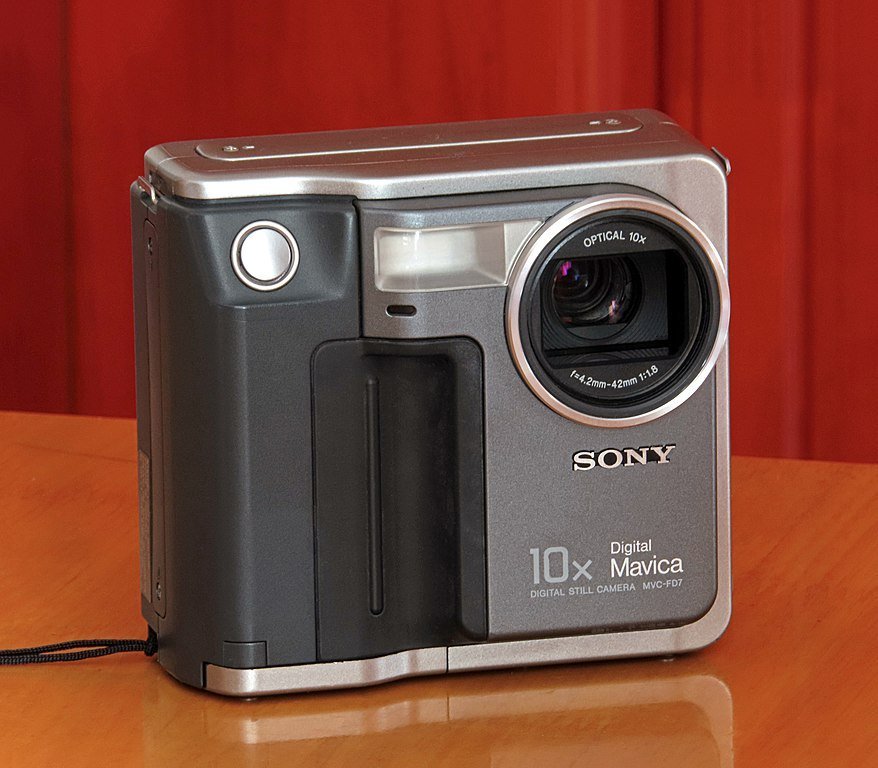 first digital camera