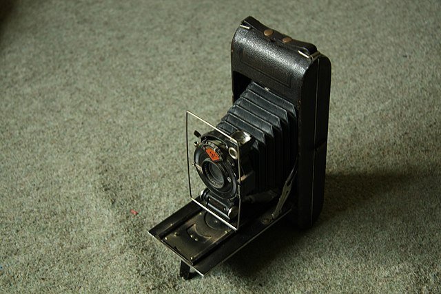 first roll film camera