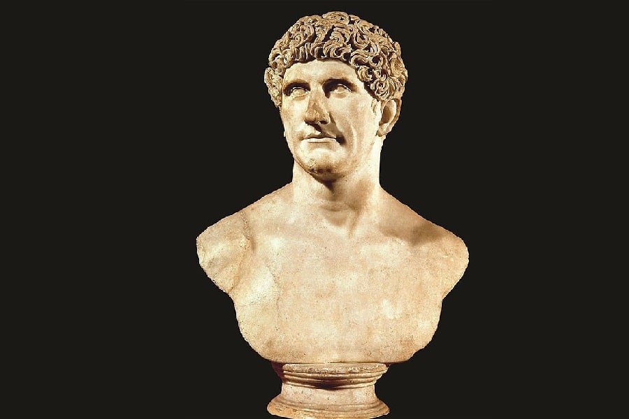 Augustus Caesar: The First Roman Emperor 12