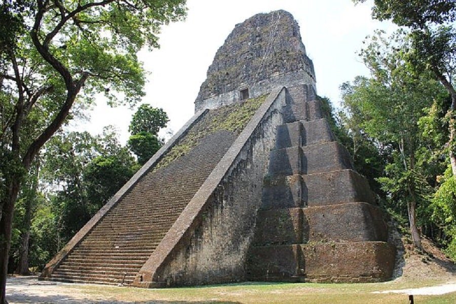 Tikal-temple-v