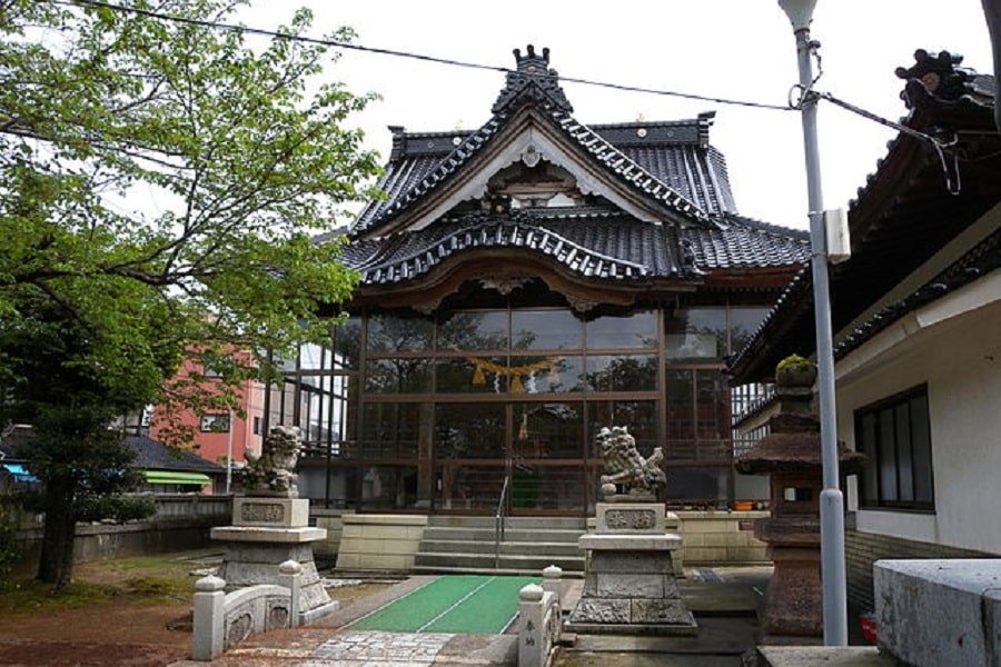 Takamimusubi-shrine
