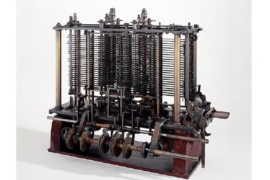 Charles-Babbages-Analytical-Engine