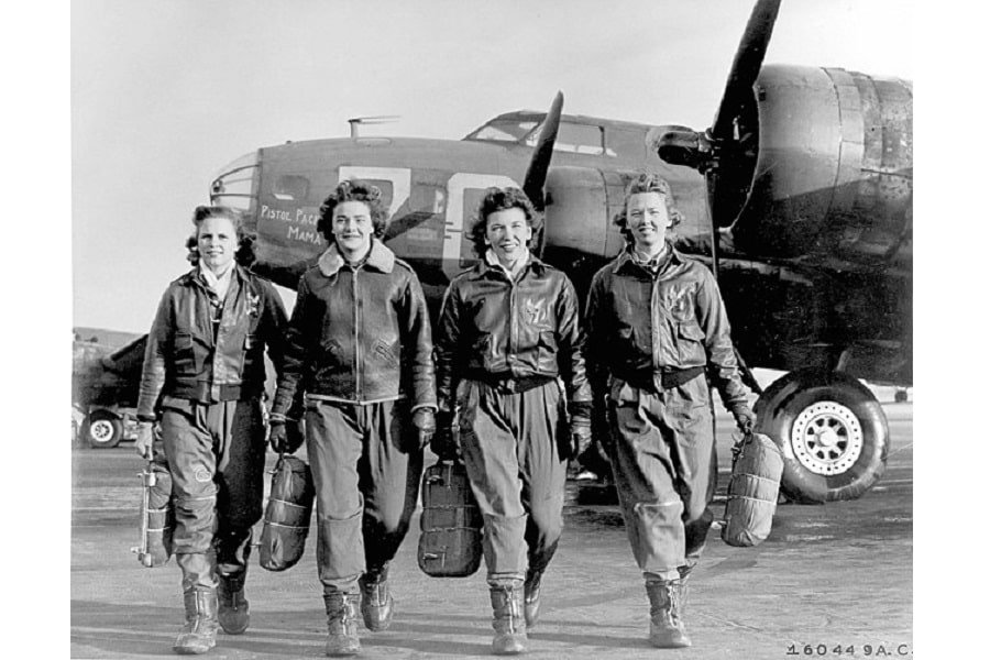 female-pilots-history-of-women-in-aviation