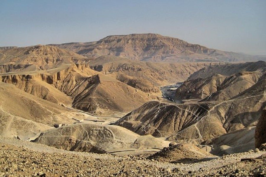 valley-of-the-kings-hills