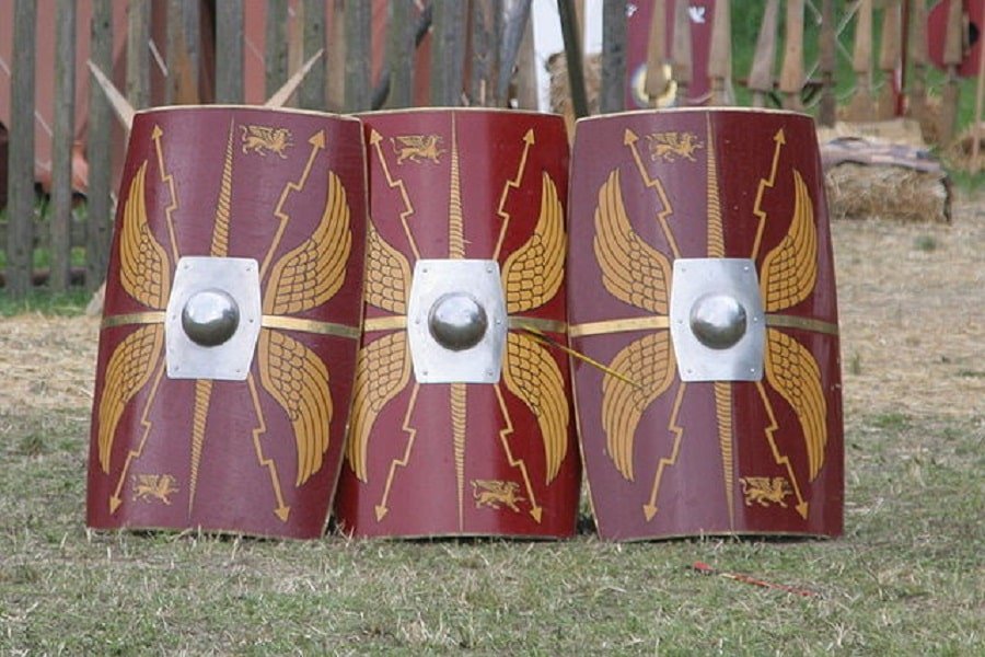 roman-shield