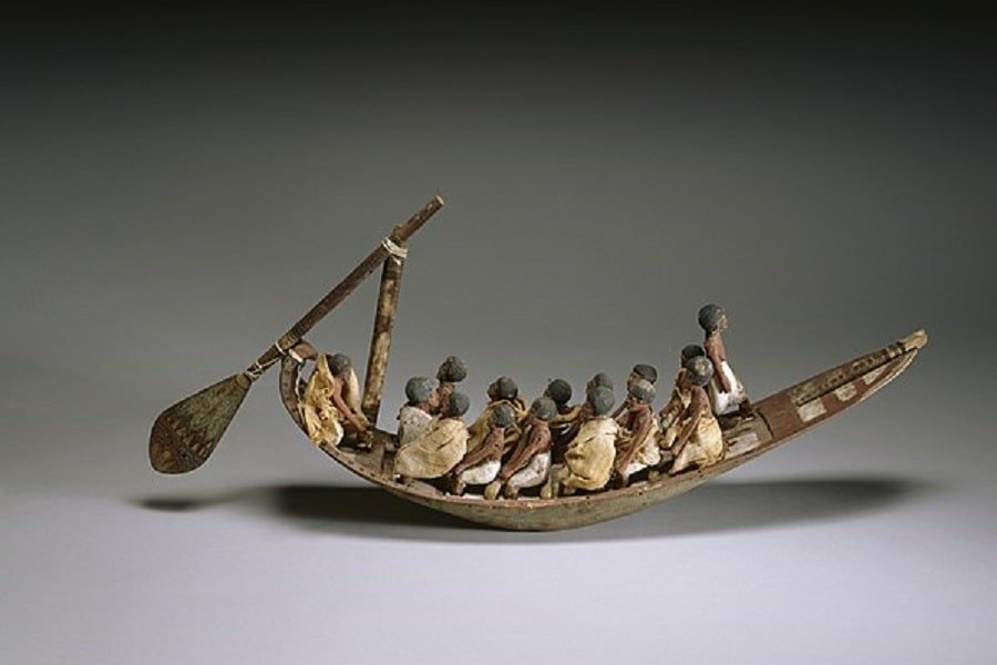 ancient-egyotian-model-of-a-boat