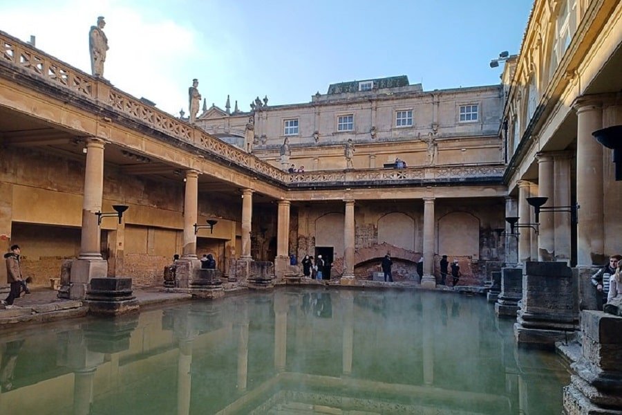 roman-baths-in-england