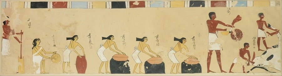 women-preparing-food-in-ancient-egypt