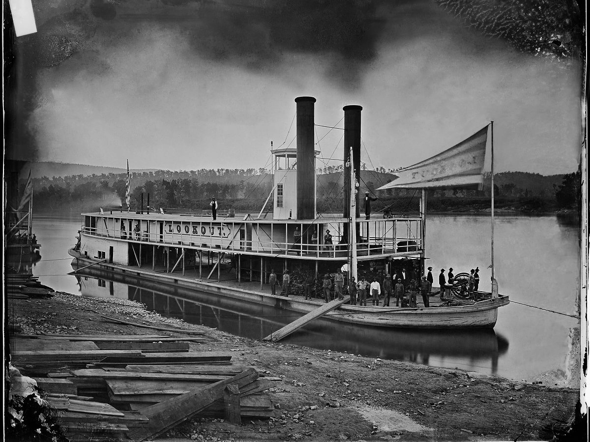 who invented the steamboat