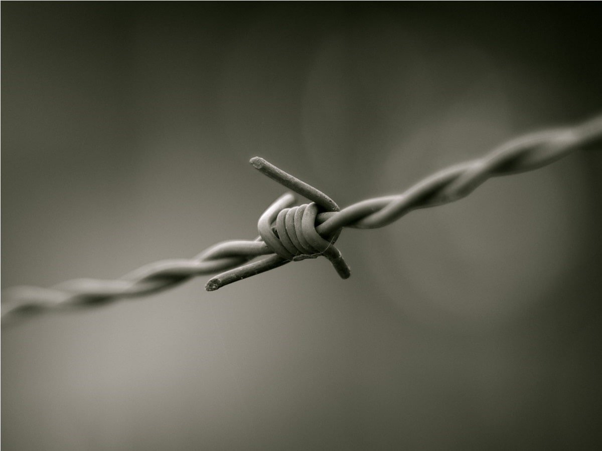 who invented barbed wire